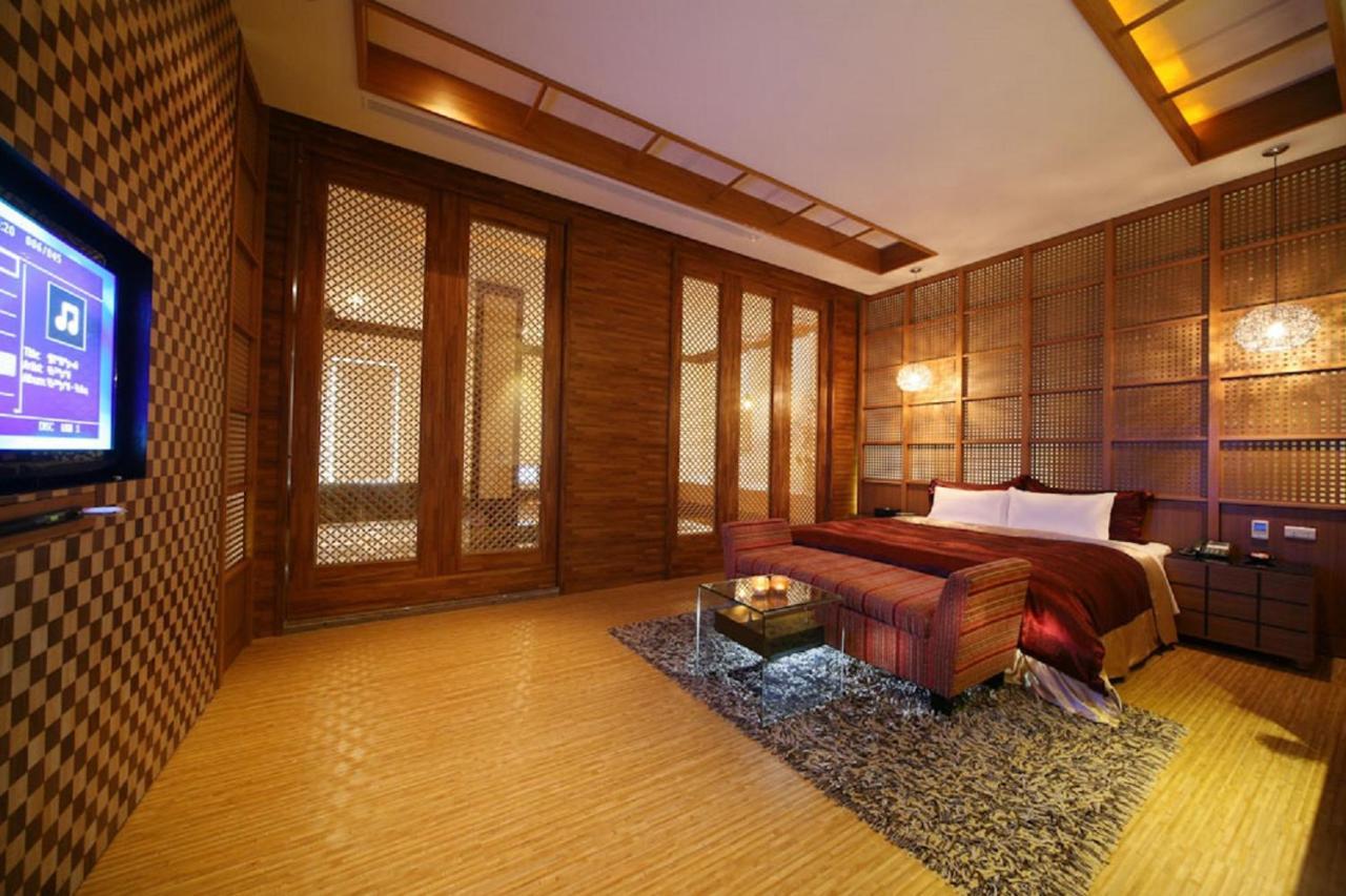 Hua Mu Lan Hotel Shalu Kültér fotó
